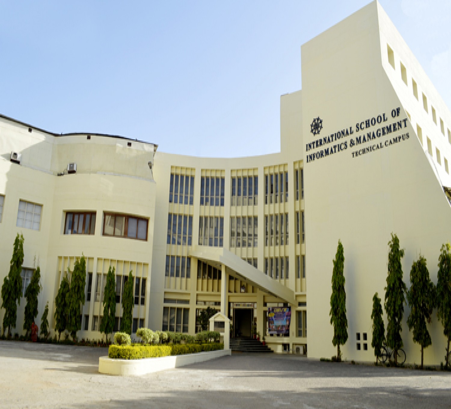 International School Of Informatics And Management-cover