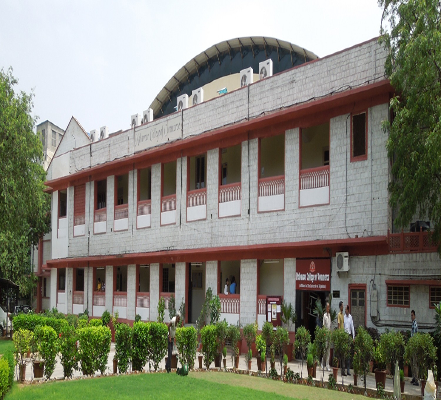 Mahaveer Collge Of Commerce-cover