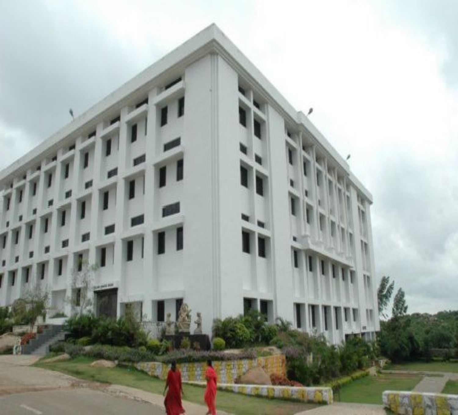VNR Vignana Jyothi Institute of Engineering and Technology-cover