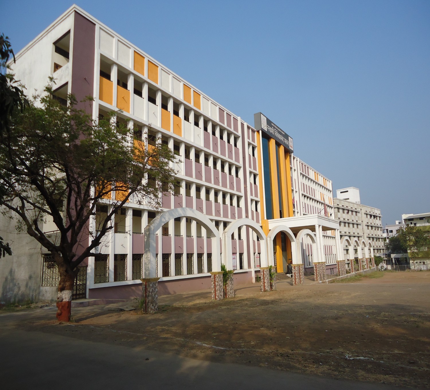 Moolji Jaitha College-cover