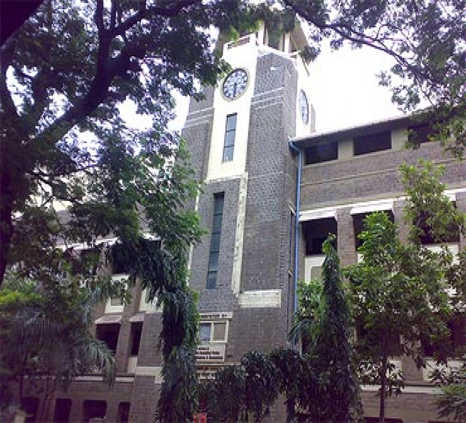 RA Podar College of Commerce and Economics-cover