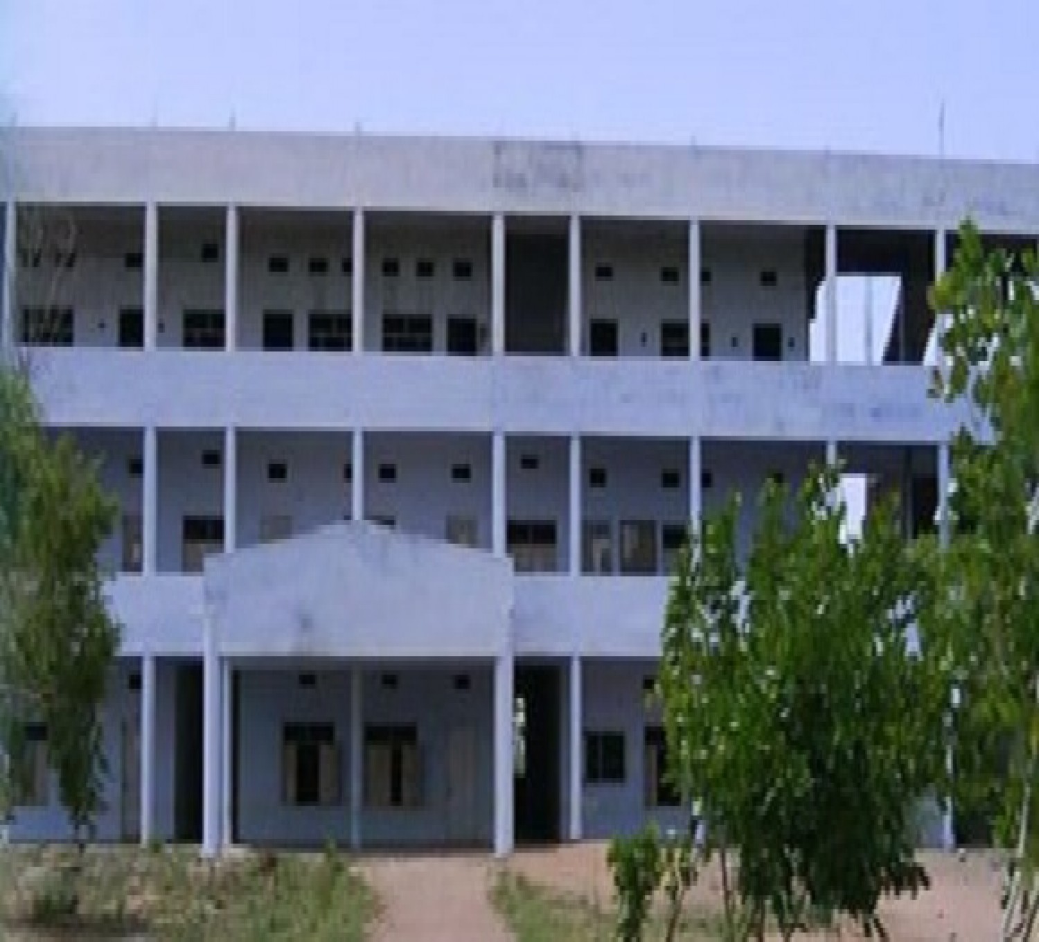 Aizza College of Engineering and Technology-cover