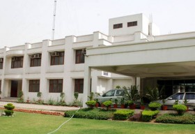 Advanced Institute of Management_cover