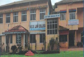 M E S Law College_cover